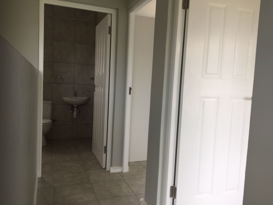 To Let 2 Bedroom Property for Rent in Kidds Beach Eastern Cape